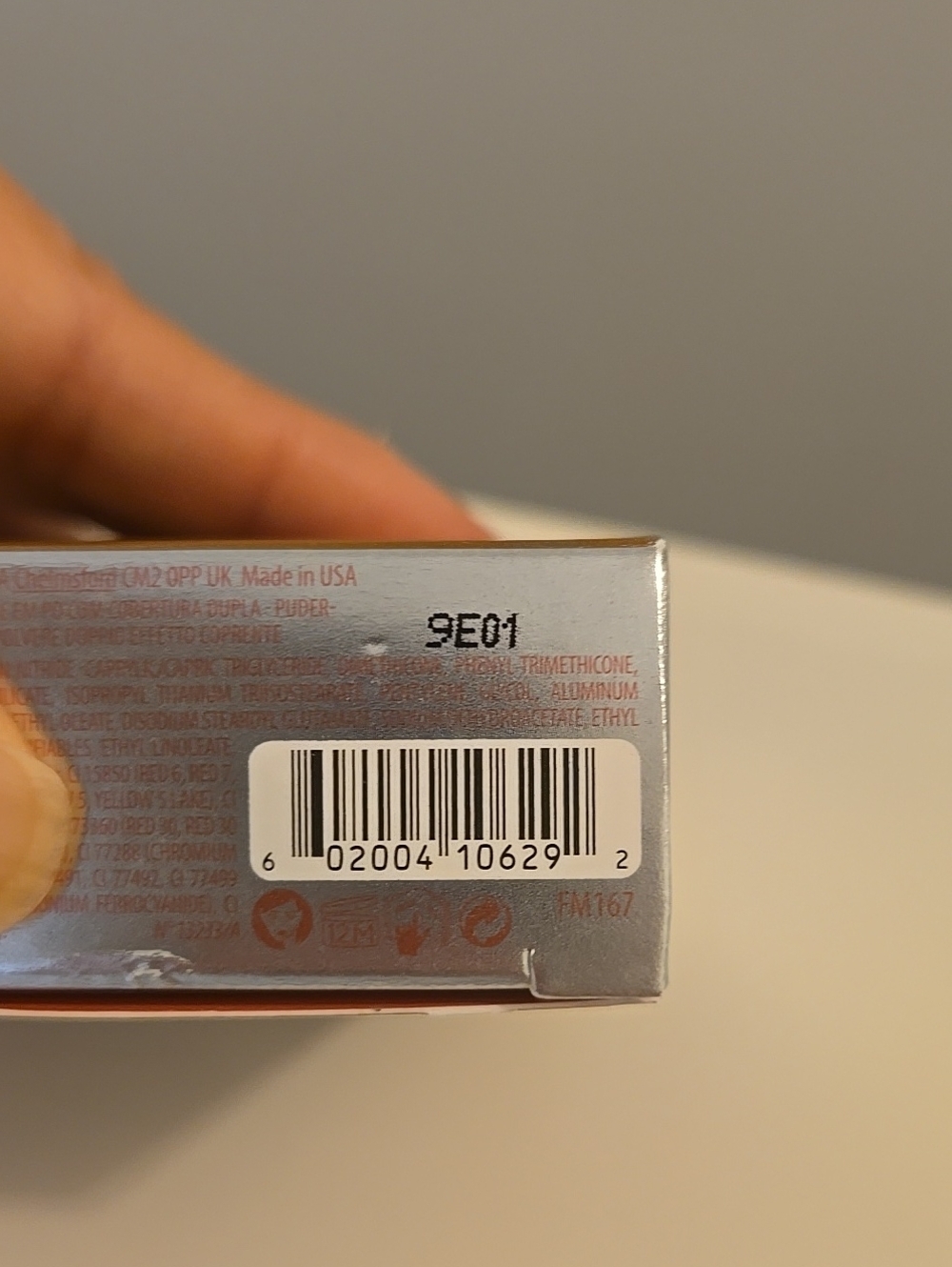 Benefit Hello Happy Velvet Powder Foundation - 11 - Picture 6 of 7